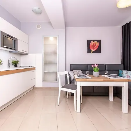 Prywatny Apartament 413 w Arka Medical Spa przy plaży-3